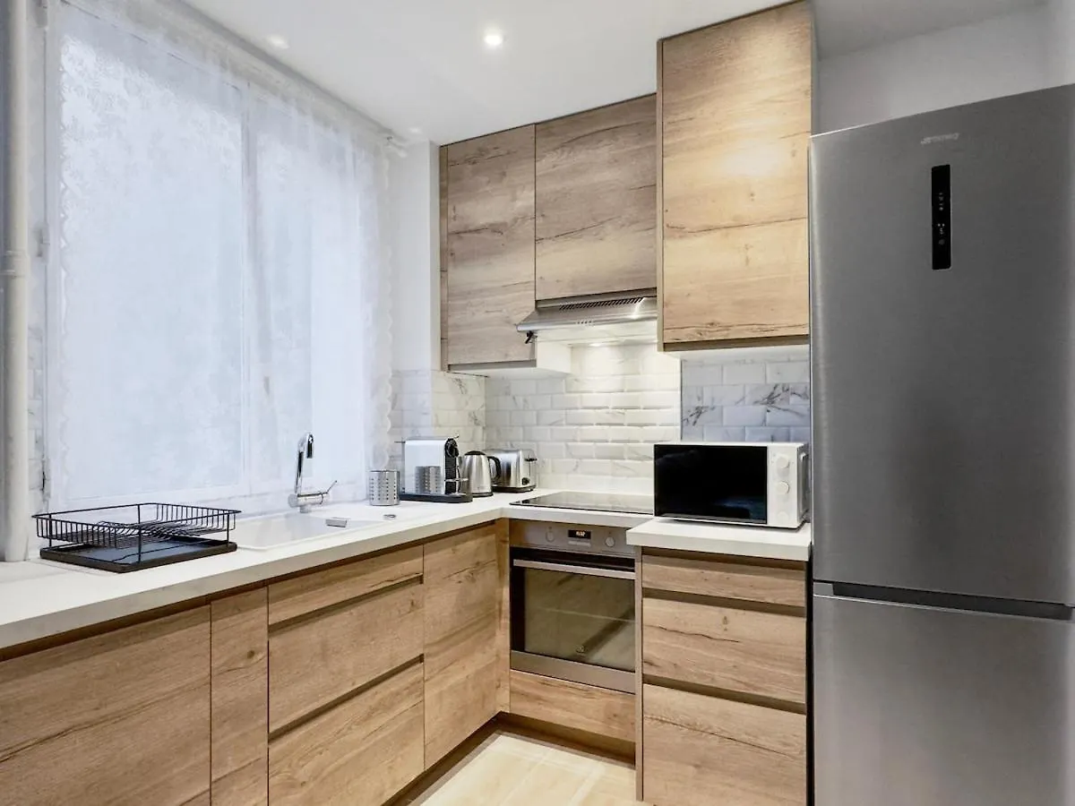Charming Apartment 4P- Eiffel Tower Face Paris