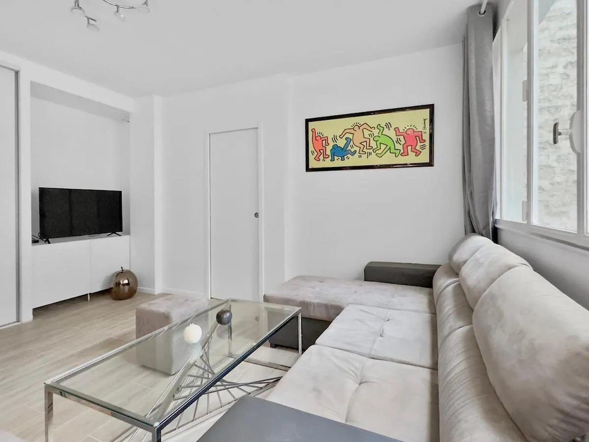 Charming Apartment 4P- Eiffel Tower Face Paris