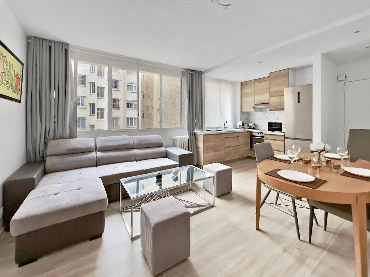 Charming Apartment 4P- Eiffel Tower Face location